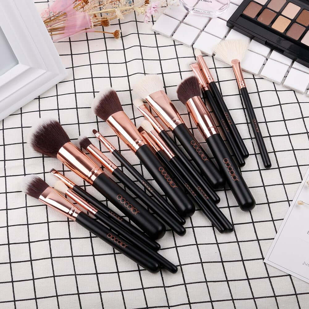 Pro Makeup Brushes Sets 15 Pieces Perfectly Apply Powder, Cream and Liquid with PU Leather Bag Classic Rose Gold